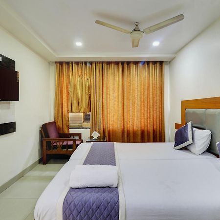 Hotel New Sarovar Grand Panvel Dış mekan fotoğraf