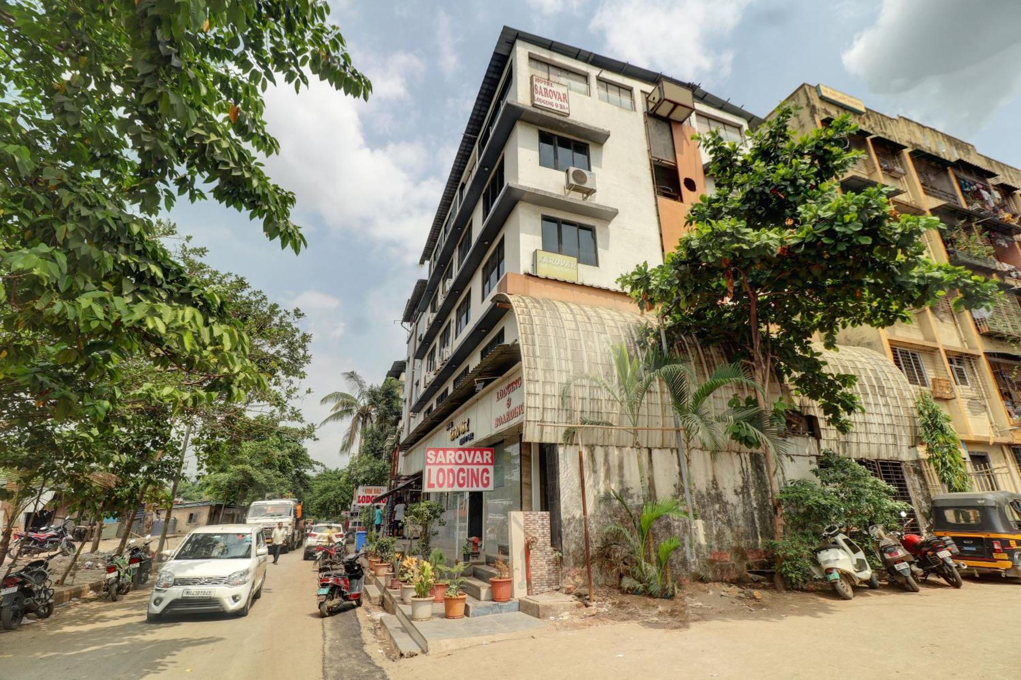 Hotel New Sarovar Grand Panvel Dış mekan fotoğraf